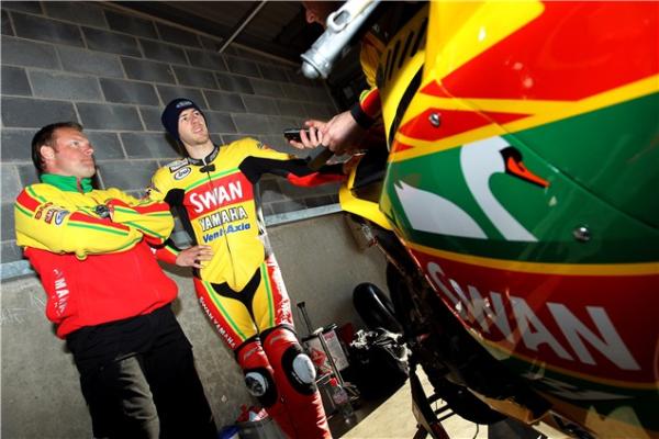 Hutchinson to Swan Yamaha BSB team