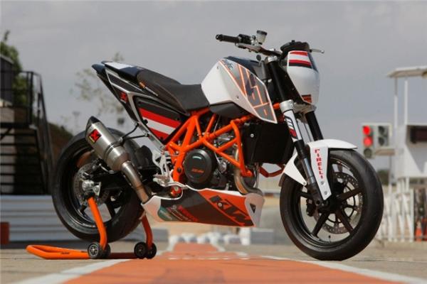 KTM 690 Duke 'Track' edition