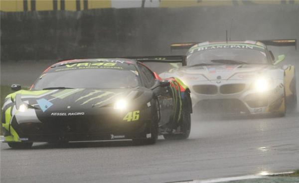 Rossi races a GT3 Ferrari