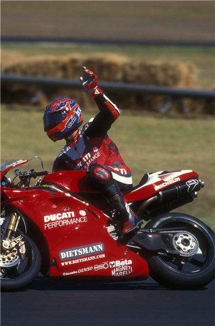 Buy Carl Fogarty's 1998 Ducati 996