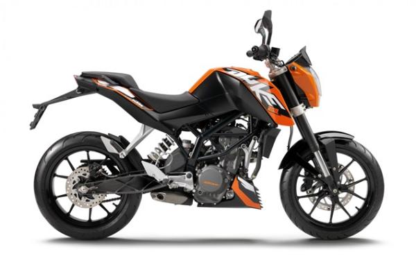 KTM's Duke 200 now in UK dealers