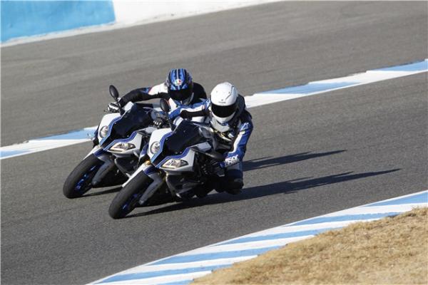 First Ride: BMW HP4 track review