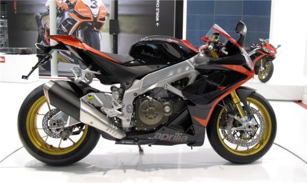 Intermot: 2013 Aprilia RSV4 Factory ABS