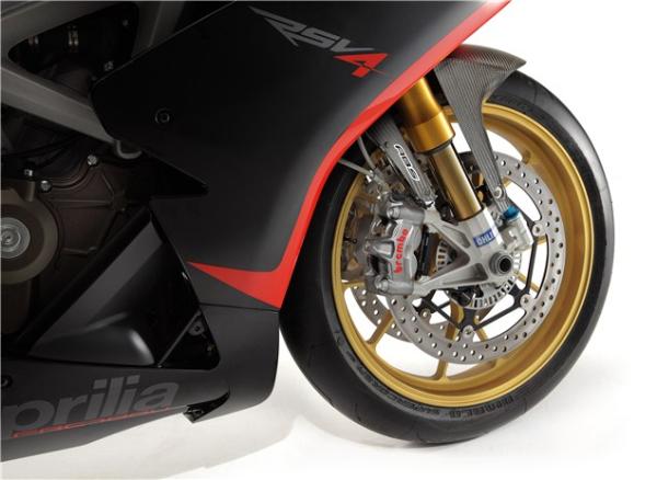 Intermot: 2013 Aprilia RSV4 Factory ABS