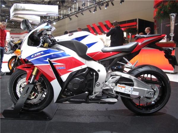 Intermot: 2013 Honda Fireblade colours