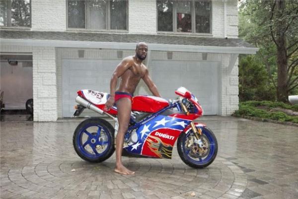 Wyclef Jean baffles world on his Bostrom 998