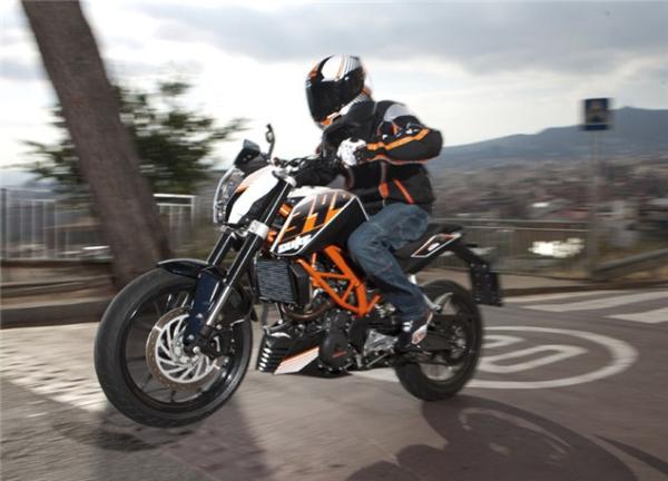 2013 KTM Duke 390