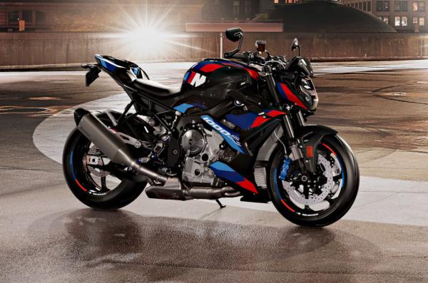 BMW M1000R - side