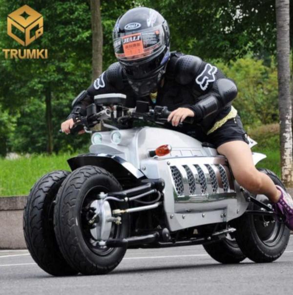 Ever wanted to ride a Dodge Tomahawk 150cc replica? Well now you can ...