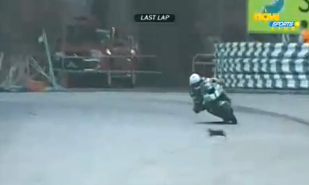 Easton wins 2010 Macau Grand Prix