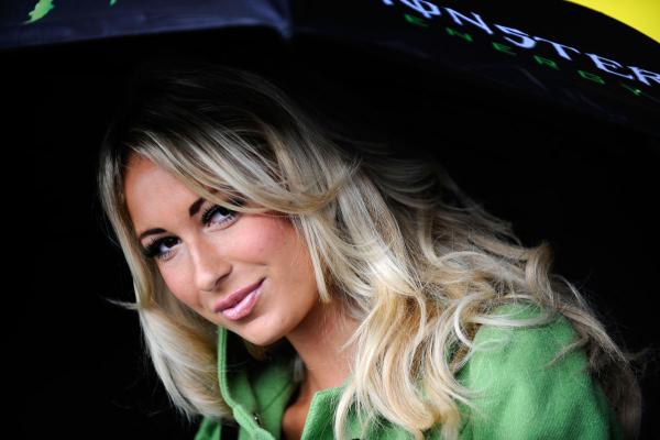 MotoGP Grid Girl Gallery - Estoril 2011