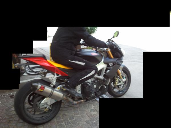 Spotted: Aprilia Tuono V4 Factory