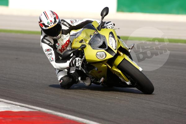 2009 BMW S1000 RR review