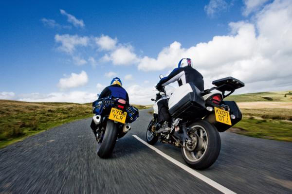 Sports Tourer test: Tiger 1050, VFR800, GSX-R1000 K7 and Fazer FZ1