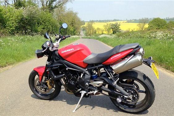 First Ride: 2012 Triumph Street Triple R review