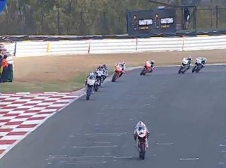 WSB Kyalami Race One highlights