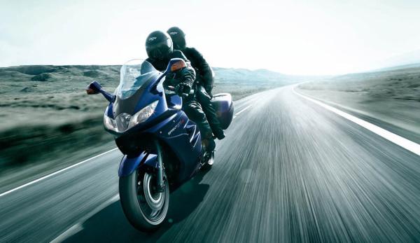 Video: 2010 Triumph Sprint GT 1050