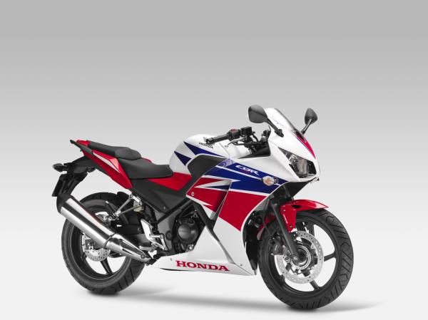 Honda CBR300R makes European debut