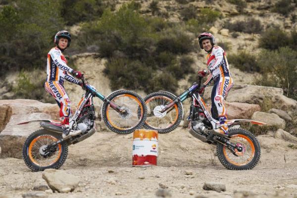 Gabriel Marcelli and Toni Bou, Repsol Honda renewable fuels test. - Honda Racing