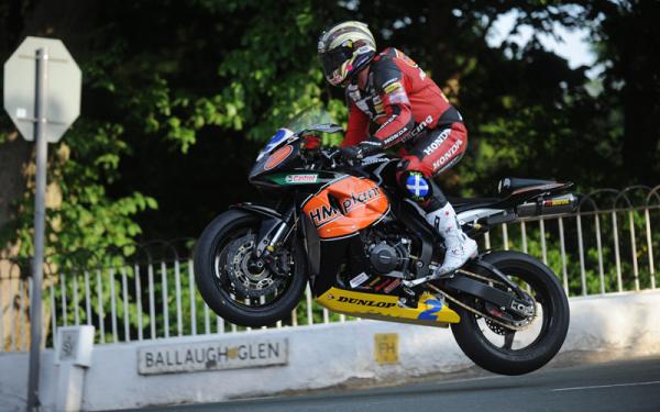 McGuinness cracks 130mph average in Wednesday practice