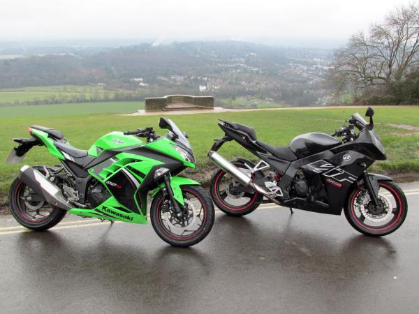 Comparison test: Kawasaki Ninja 300 vs. Daelim VJF250 review