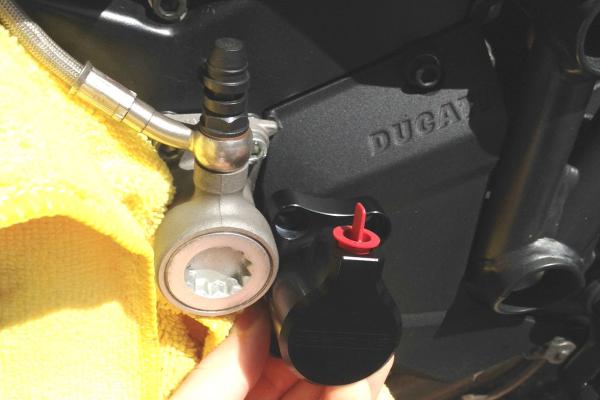 Oberon clutch slave cylinder review + how to fit