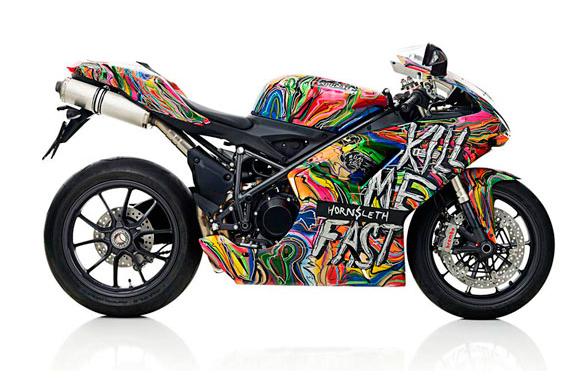 ‘Kill me fast’ custom Ducati 1198 for sale on home design website