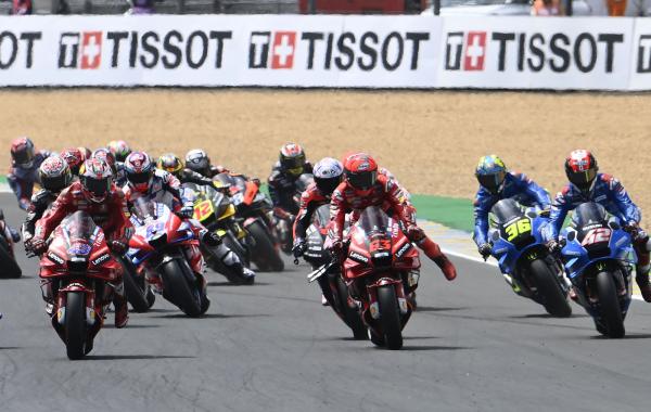 Start of the French MotoGP at Le Mans