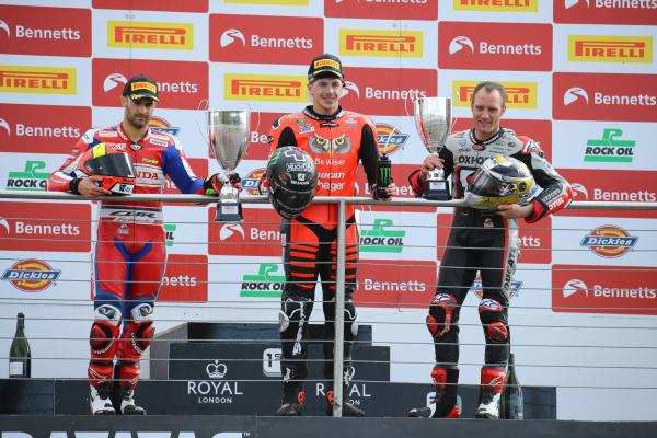 Redding scores Donington hat-trick to move into BSB lead