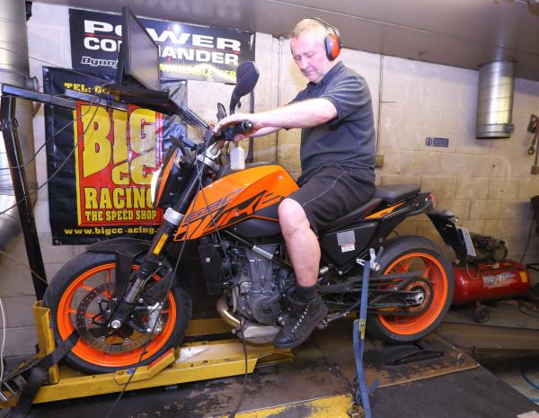 KTM 690 Duke on the dyno - power figures