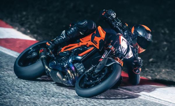 KTM 1290 Super Duke R