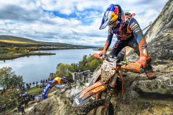 Manuel Lettenbichler hard enduro