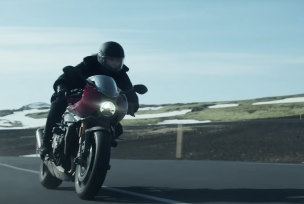 Triumph Speed Triple RR in Heart of Stone