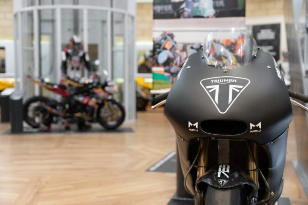 Triumph Daytona 765 Moto2