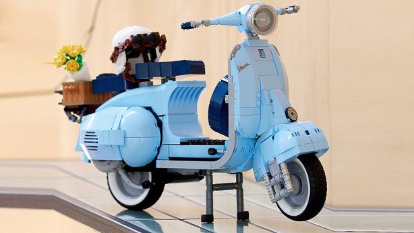 Vespa-125-model-kit