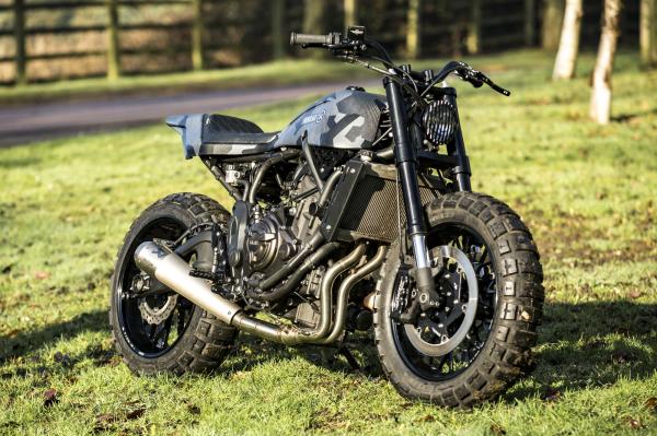 Custom kit turns XSR700 into scrambler or café racer