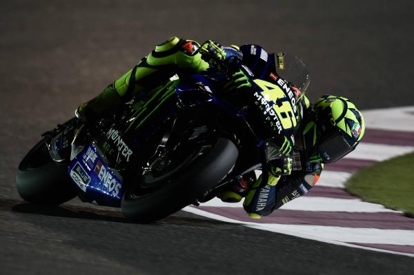 Front tyre issue halts Rossi's progress