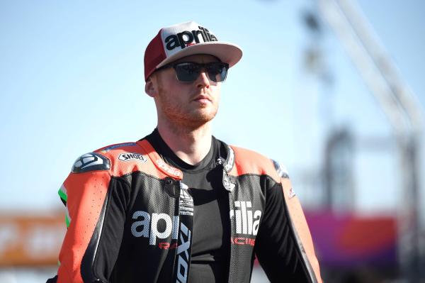 Smith learning through Aprilia test rider, TV eyes