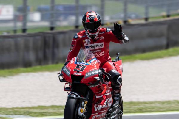 Fast start for Petrucci despite flu, final corner