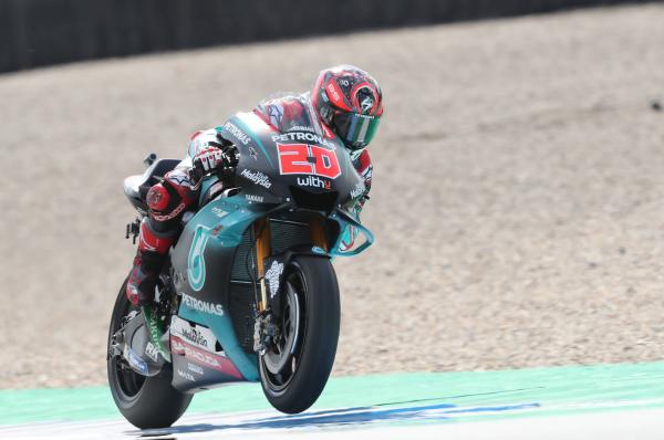 Quartararo smashes lap record, Rossi heads to Q1 again