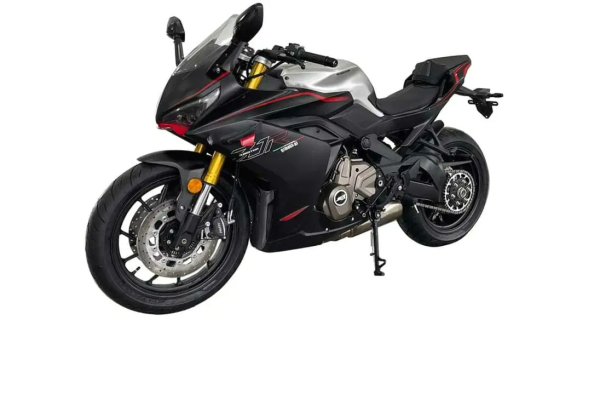 QJMotor 700 sportsbike.