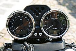 First ride: Moto Guzzi V7 Classic road test review