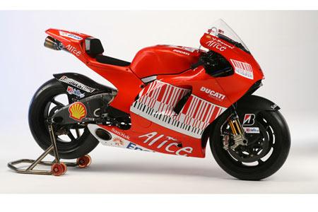 MotoGP: Ducati unveil 2009 Desmosedici