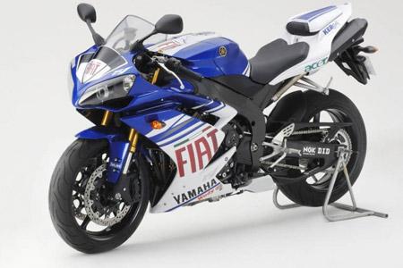 Yamaha launch MotoGP bodykit for R1 and R6