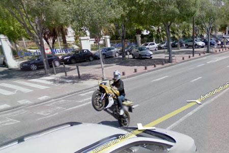 Wheelie R1 rider caught on Google Streetview 