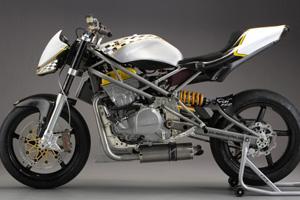 Lightweight Cafe Racer for the road