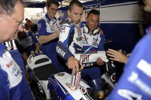 MotoGP: Lorenzo - both ankles confirmed broken 