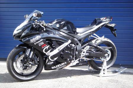 Suzuki GSX-R750 Lucky Strike & Relentless Replicas