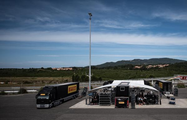 Pirelli WorldSBK tyre fitting area. - Pirelli Moto