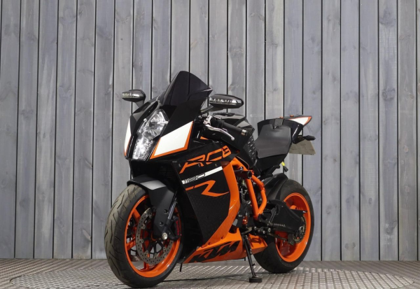 KTM RC8 R. - Superbike Factory